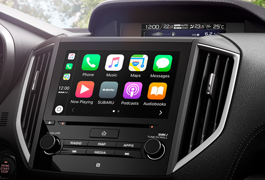 <sg-lang1>Apple CarPlay<sup>*2</sup> a Android Auto<sup>*3</sup></sg-lang1><sg-lang2></sg-lang2><sg-lang3></sg-lang3>