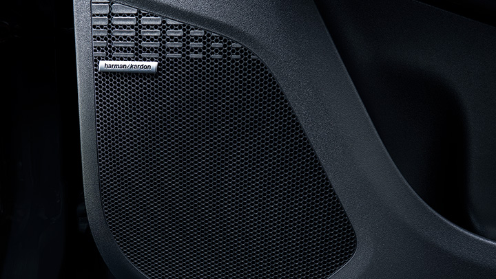 <sg-lang1>Prémiový audiosystém Harman/Kardon*¹</sg-lang1><sg-lang2></sg-lang2><sg-lang3></sg-lang3>
