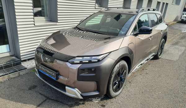 Subaru E-Outback Executive OT 75 kWh AWD bronzová met. UCD černá kůže L20